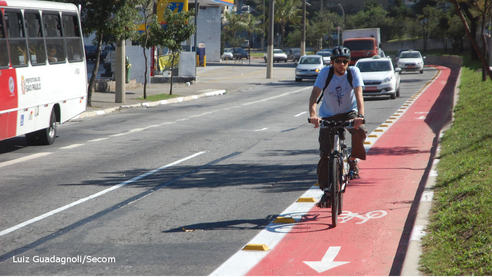 Prefeitura e Itau inauguram novo sistema pago de compartilhamento de bicicletas